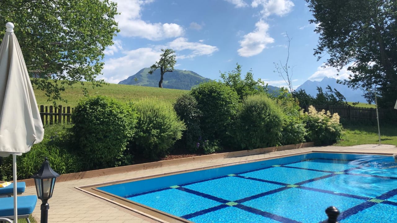 Pool Wohlfühlresort Peternhof