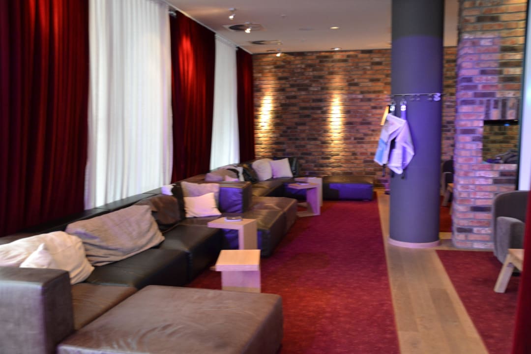 Lobby & Bar pentahotel Leipzig