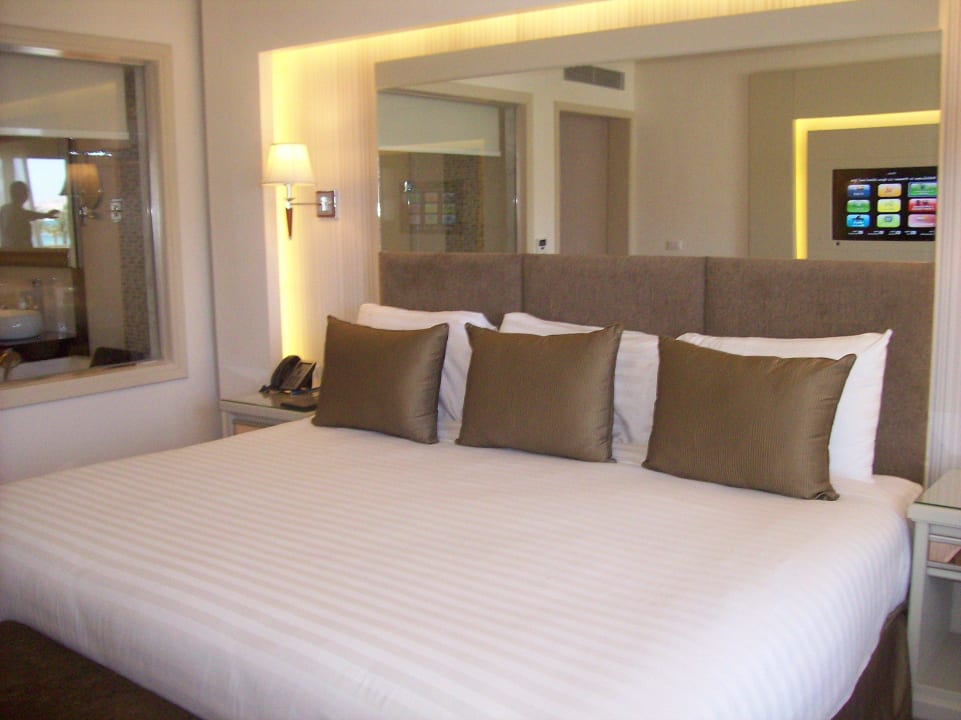 Neues Deluxe Jacuzzi Zimmer 2217 Premier Le Reve Hotel & Spa