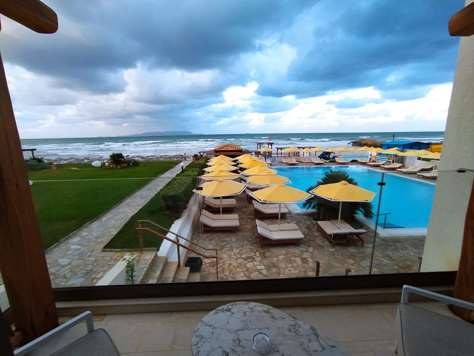 Pool Mitsis Selection Rinela