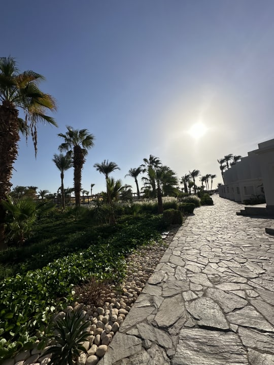 Gartenanlage Serry Beach Resort