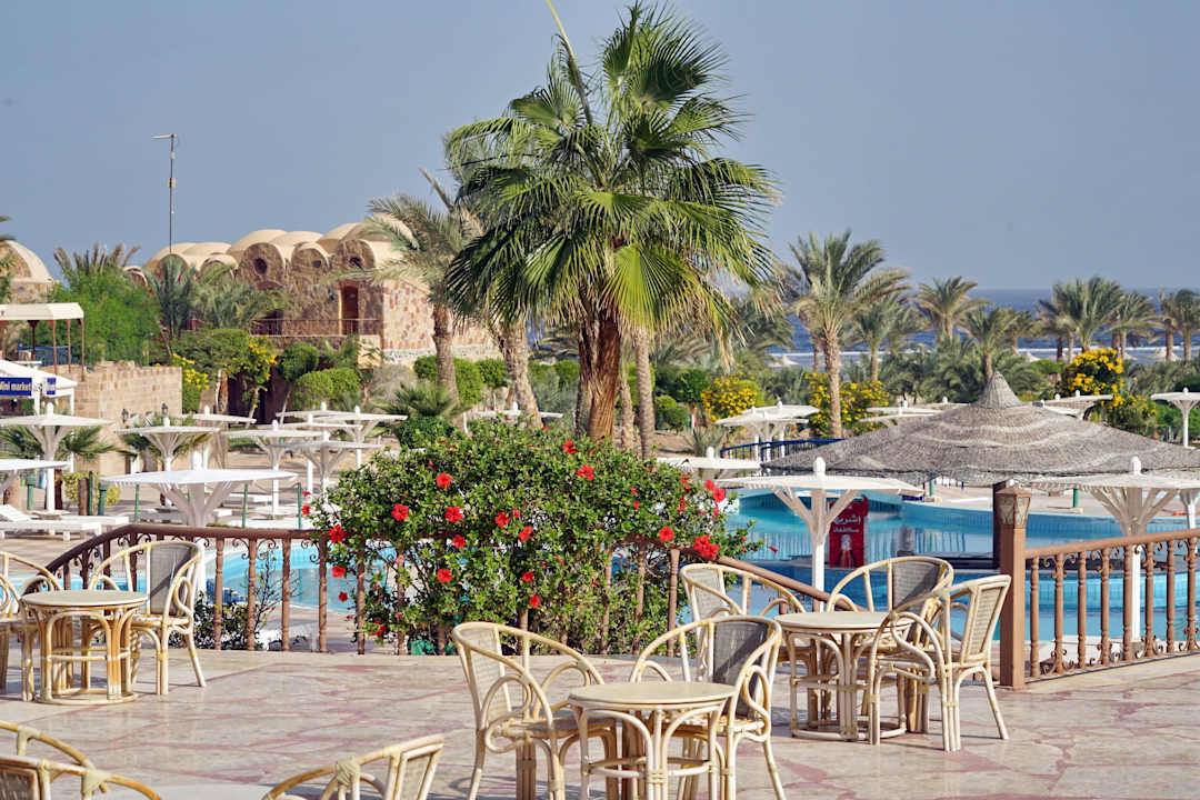 Schön Pensée Royal Garden Beach Resort