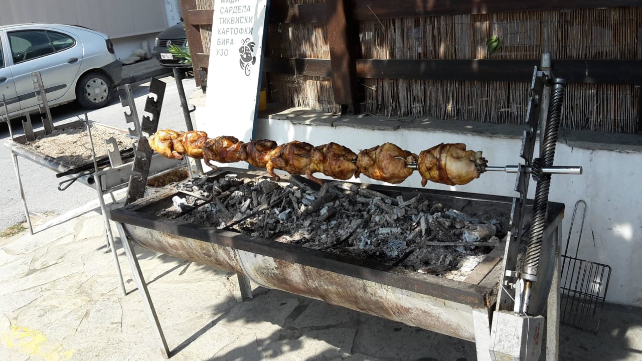 Griechischer Hähnchengrill Apollon Xenonas Apparthotel