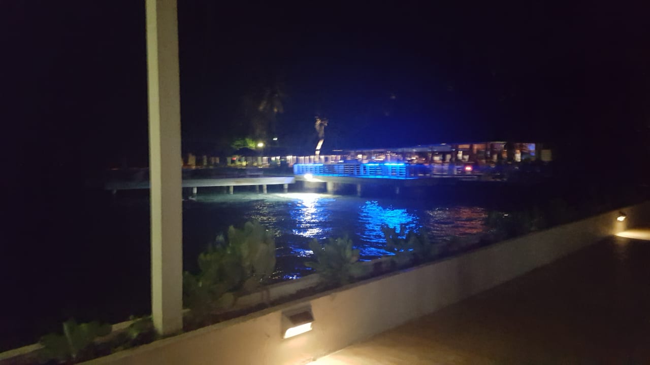 Ausblick Machchafushi Island Resort & Spa Maldives, The Centara Collection