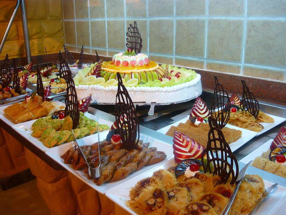 Słodkie przekąski Pickalbatros Alf Leila Wa Leila Resort - Neverland Hurghada
