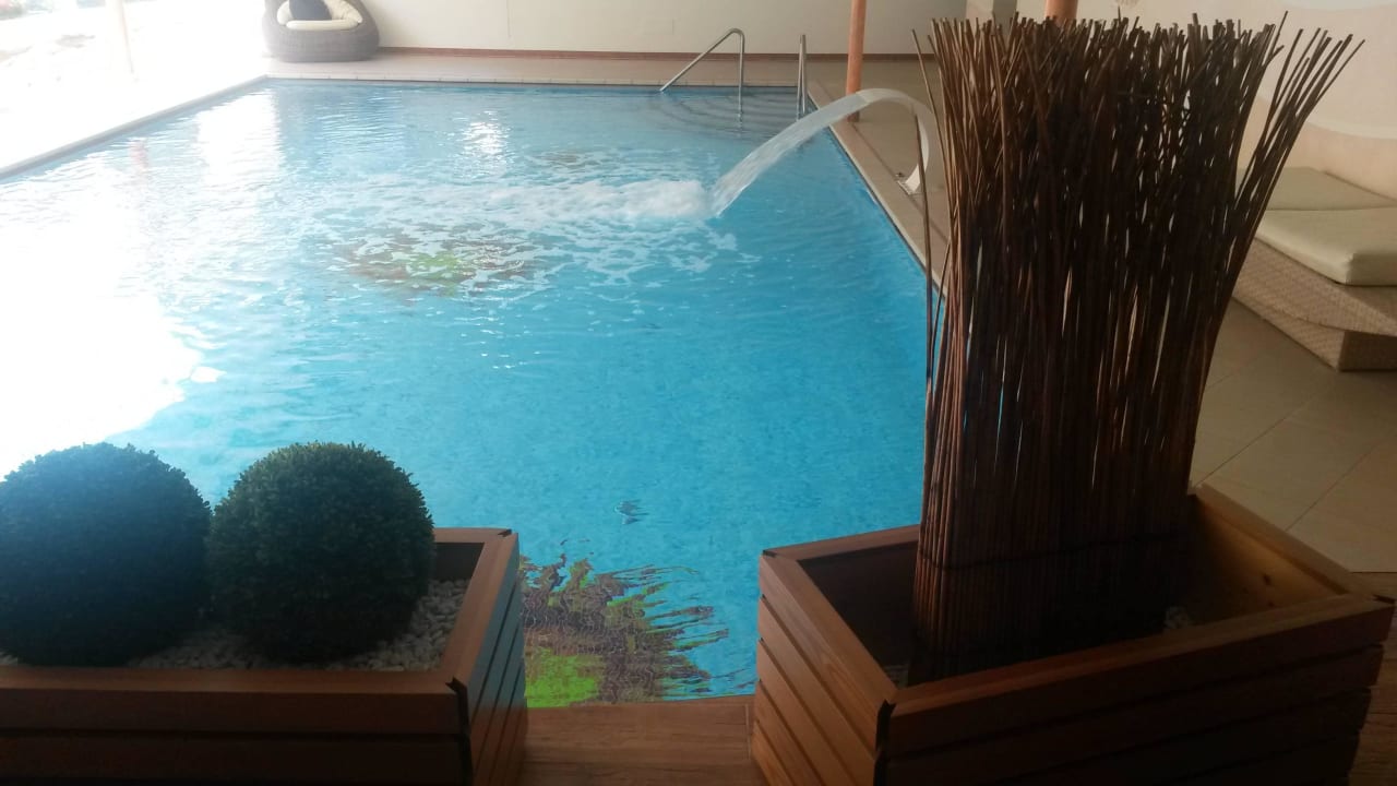 Innenpool Hotel Sunnwies