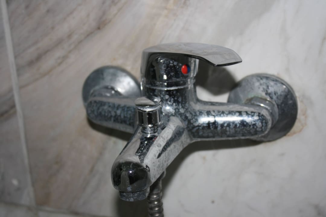 Wasserhahn im Bad Xenios Possidi Paradise Hotel