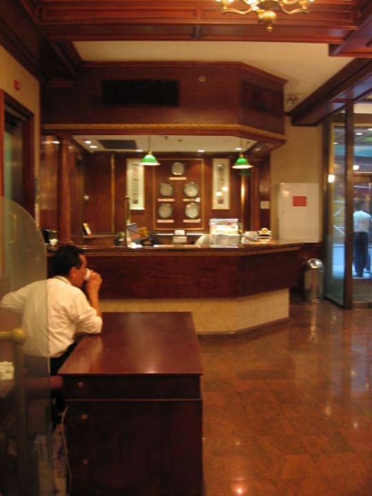 Lobby Days Inn by Wyndham Hotel New York City-Broadway