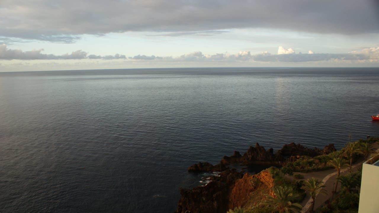 Widok na zachód z pokoju 507 Hotel Duas Torres