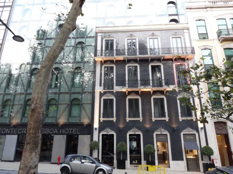 Allee vor dem Hotel Hotel Fontecruz Lisboa