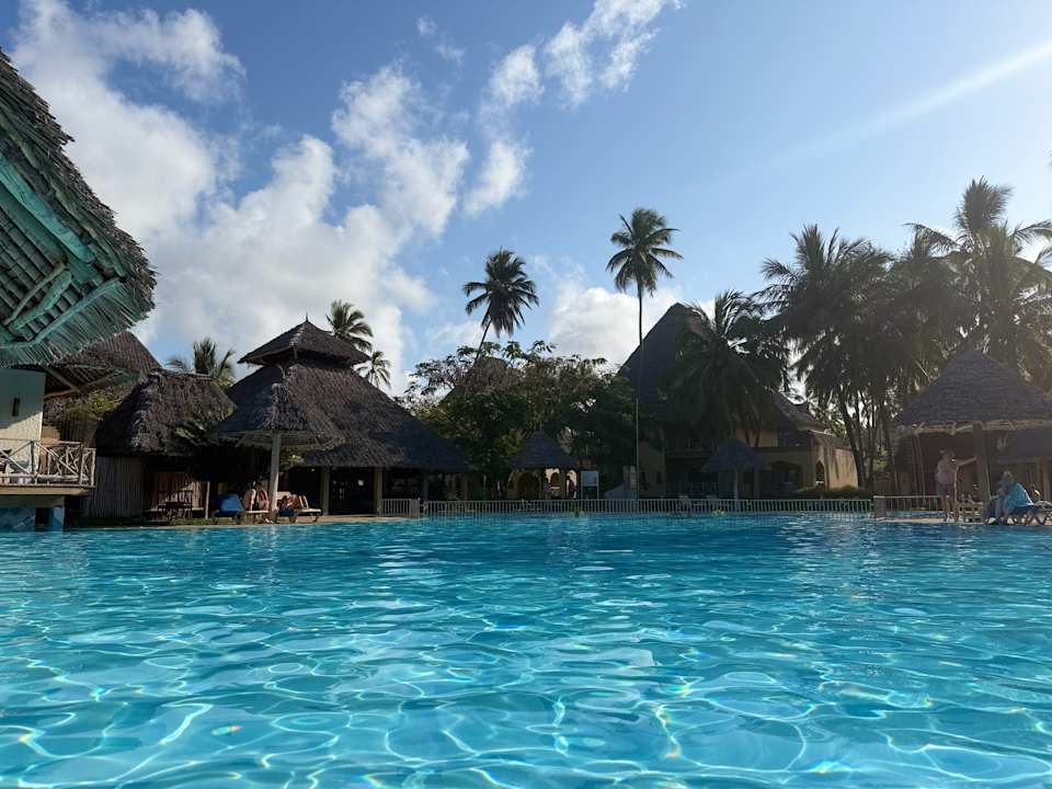 Pool Neptune Pwani Beach Resort & Spa