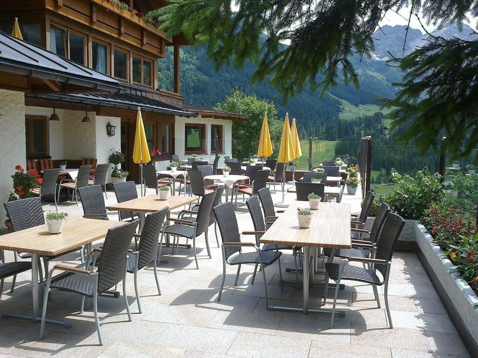 Schöne Sonnenterrasse am Hotel Hotel Leitner