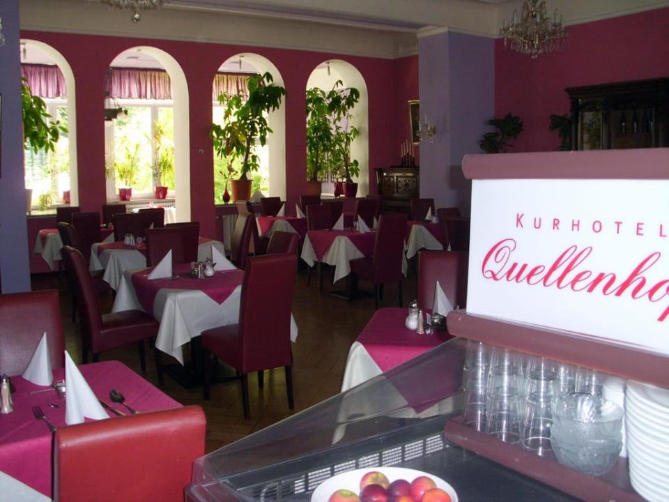 Frühstücksraum Kurhotel Quellenhof