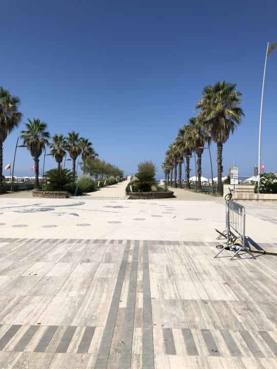 Ausblick Grand Hotel & Riviera