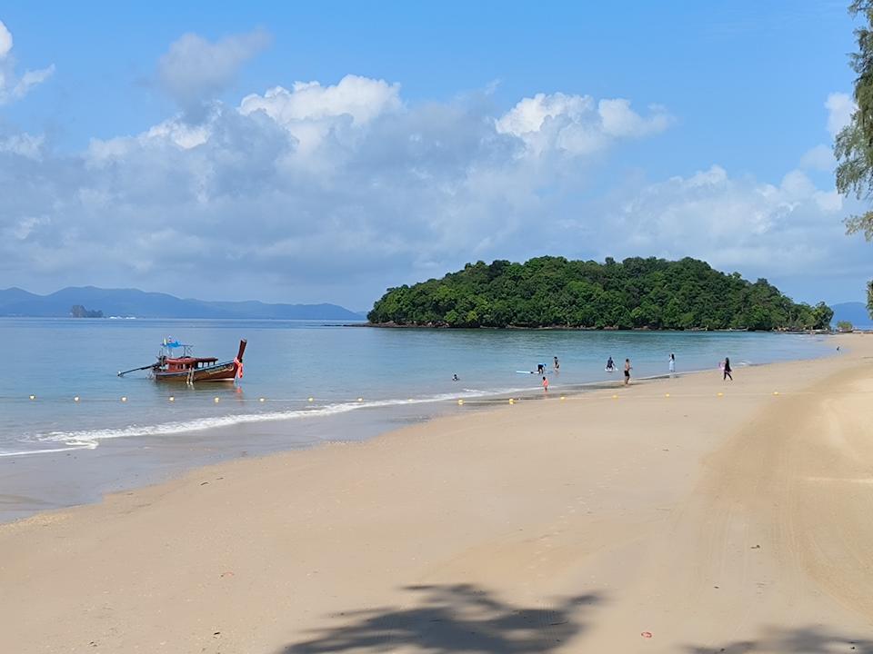 Strand Dusit Thani Krabi Beach Resort