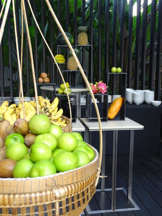 Frisches Obst beim Frühstücksbuffet JC Kevin Sathorn Bangkok Hotel