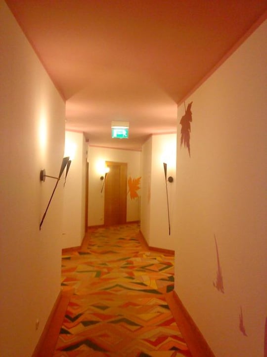 Flur zu den Zimmern Villago