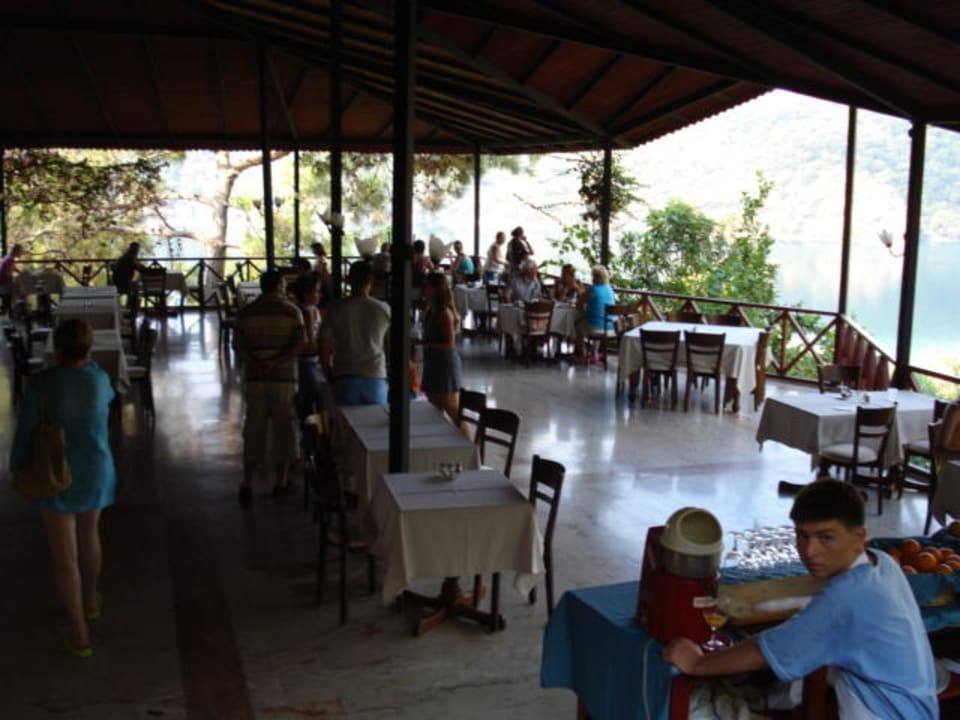 Früstücksterrasse Hotel Meri