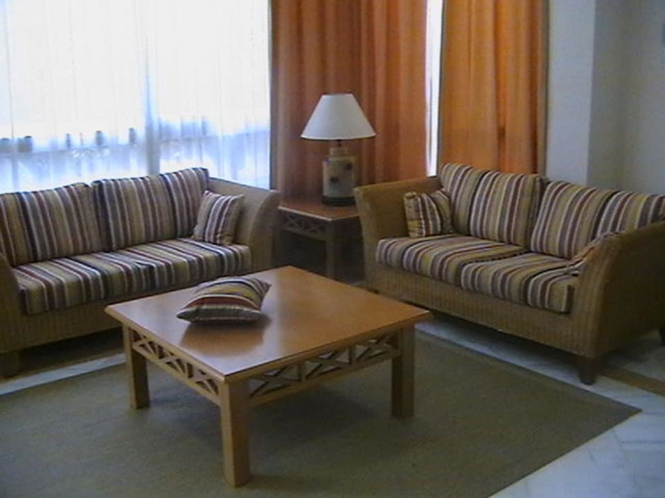 Aufenthaltsraum an der Rezeption Protur Floriana Resort Aparthotel