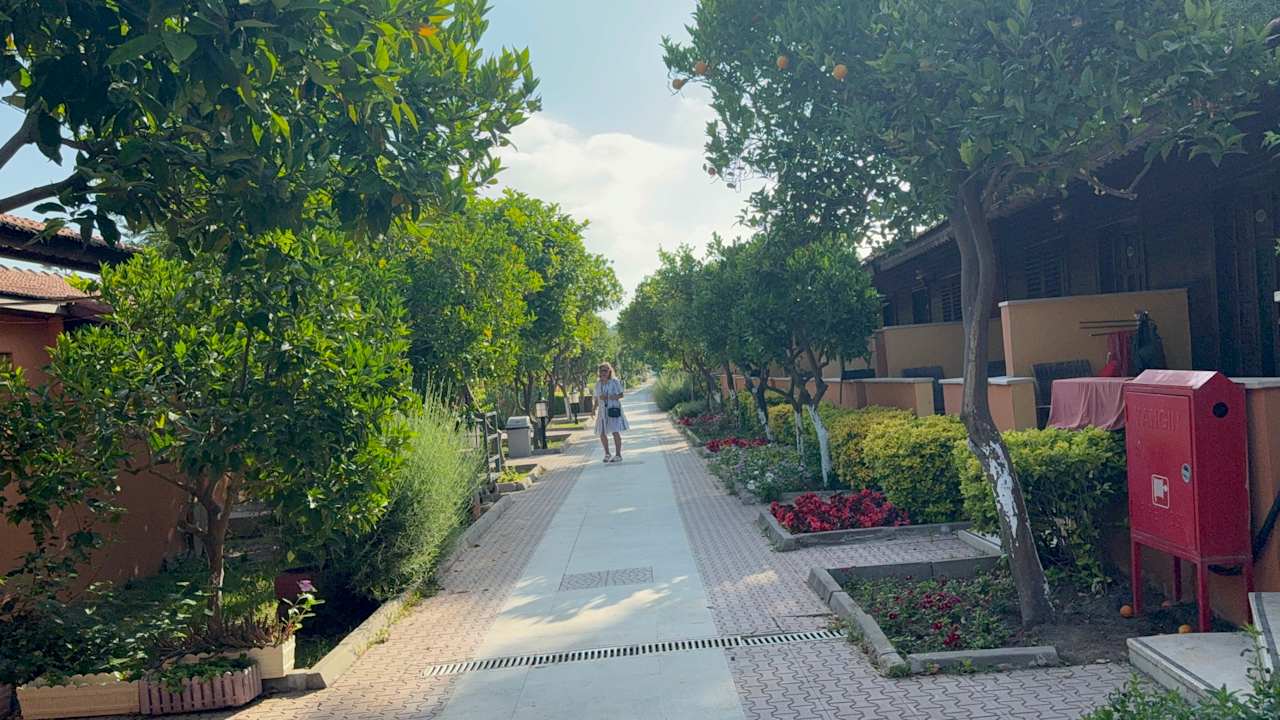 Gartenanlage Özlem Garden Hotel