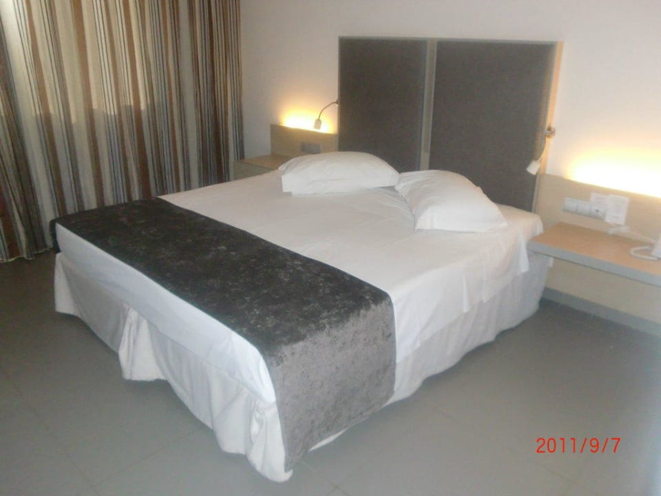 Schlafzimmer Atlantica Mikri Poli Crete