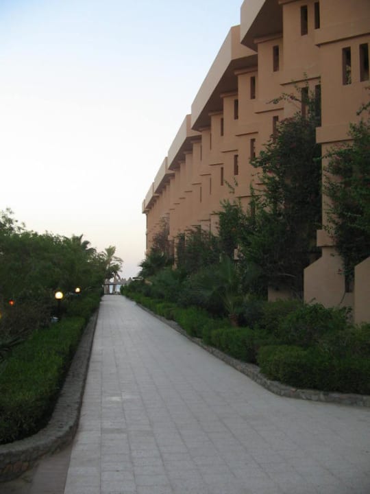 Weg zum Strand Giftun Azur Resort