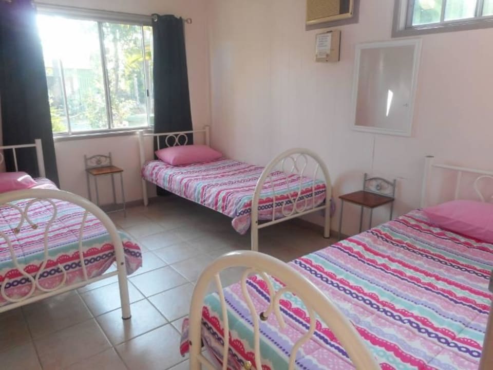 3 Share Dorm Bush Village Budget Cabins