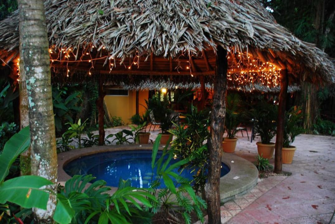 Der Whirlpool Hotel Suerre Caribbean Beach