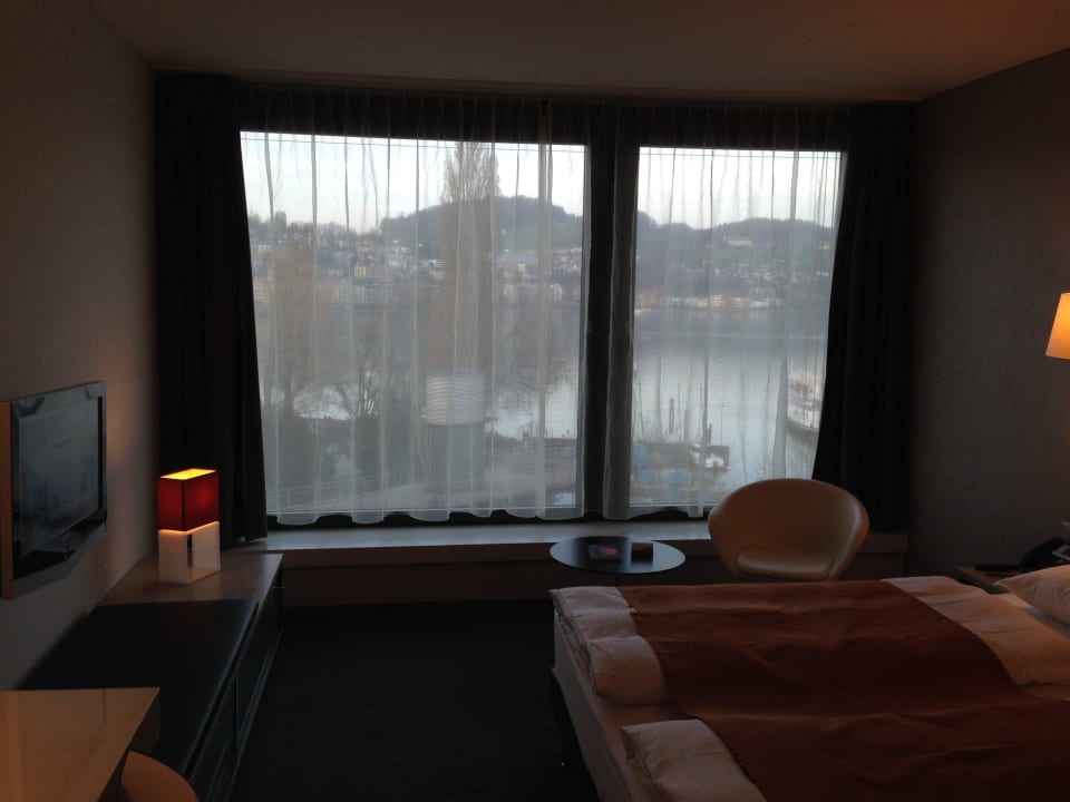 Bett & Ausblick Radisson Blu Hotel Lucerne