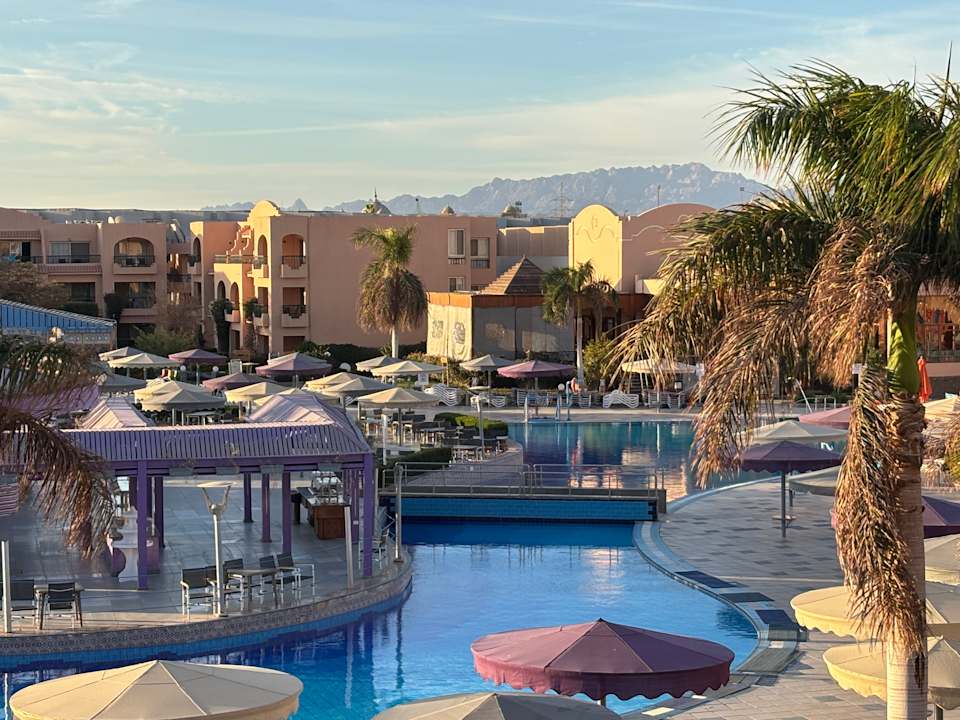 Pool Ali Baba Palace Resort