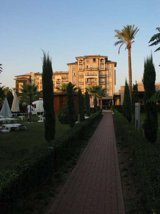 Blick vom Pool zum Haupthaus Sunis Elita Beach Resort & Spa