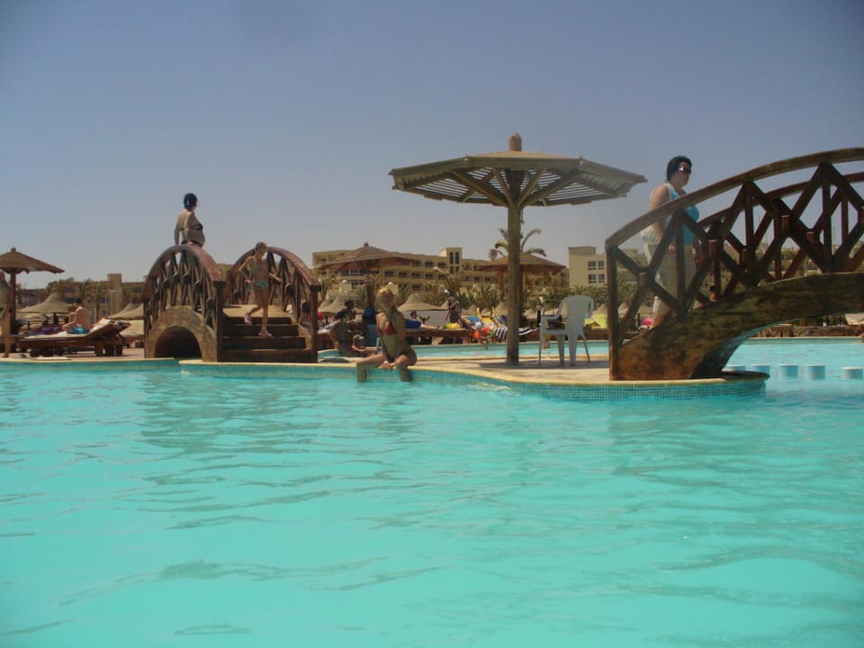 Бассейн Фестиваля Riviera Aqua Park Resort