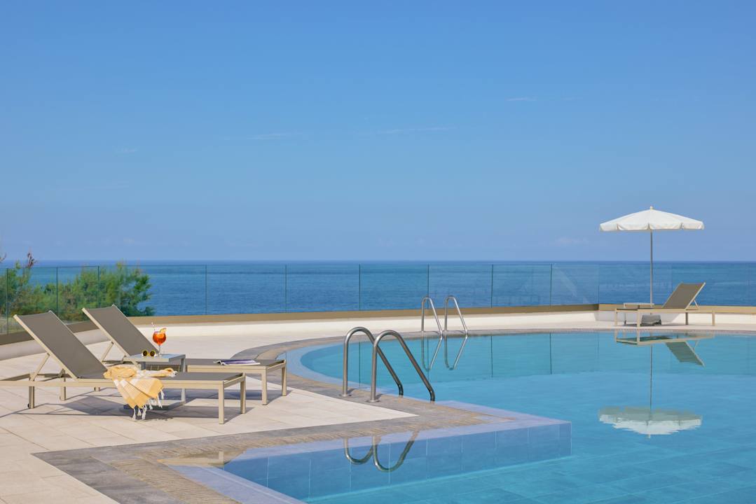 Pool Melia La Palma Hotel