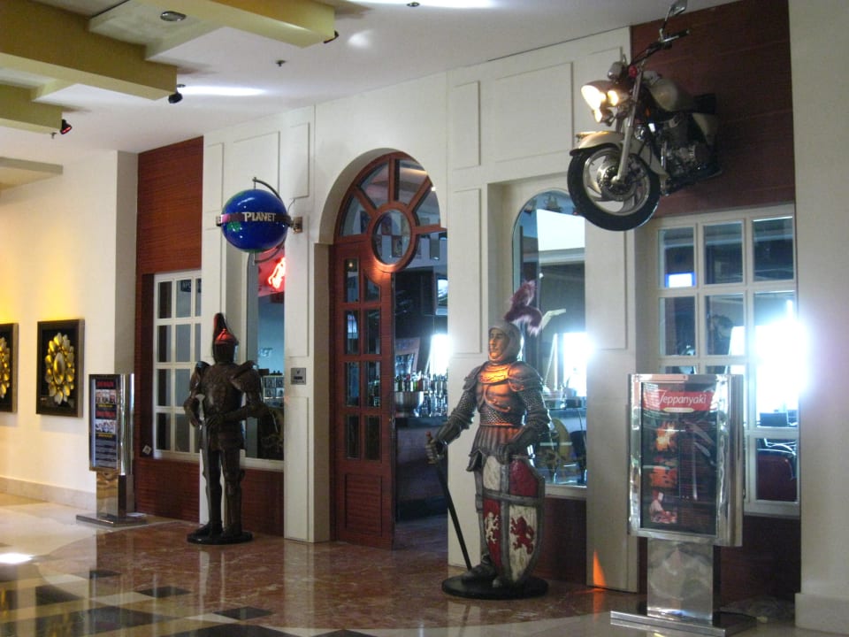 Planet Bar Voyage Belek Golf & Spa