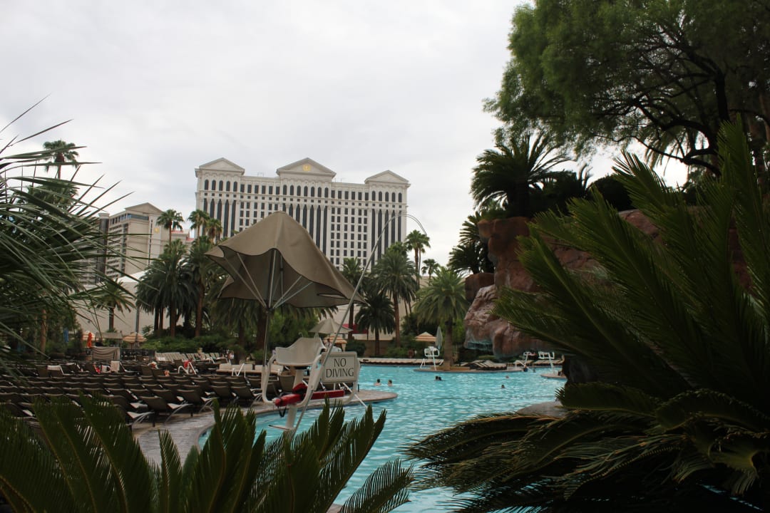 Pool The Mirage