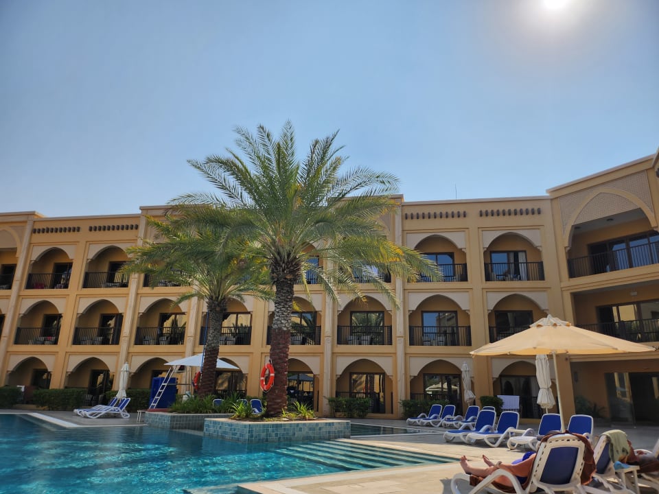 Pool DoubleTree by Hilton Resort & Spa Marjan Island