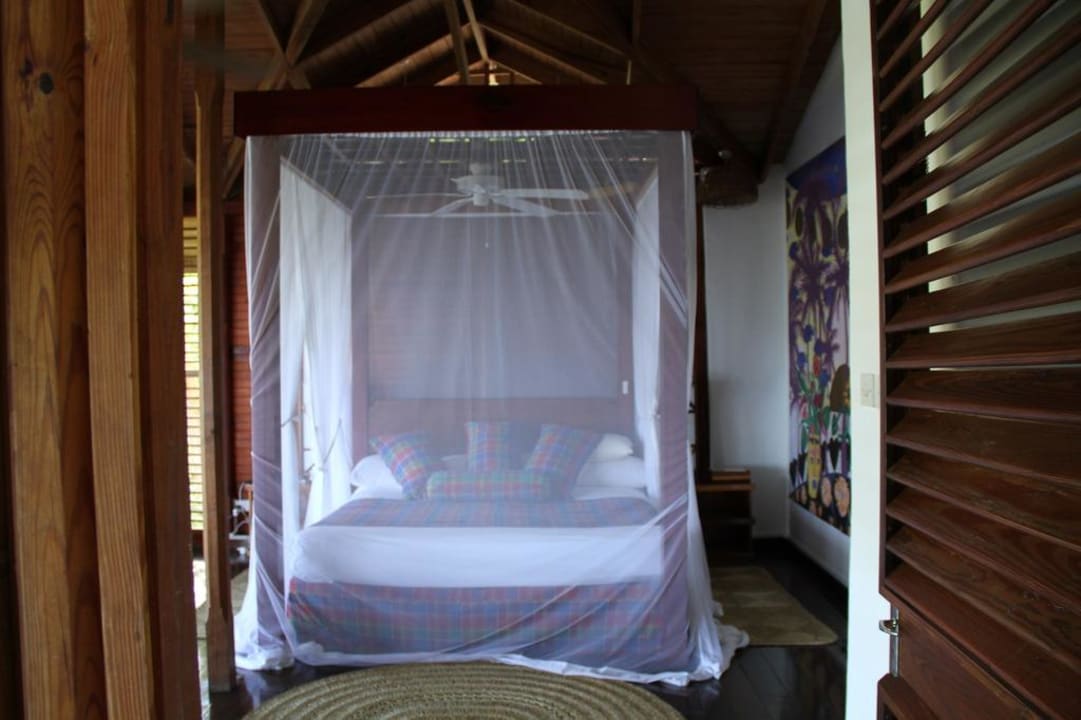 Unser Bett. Hotel Anse Chastanet