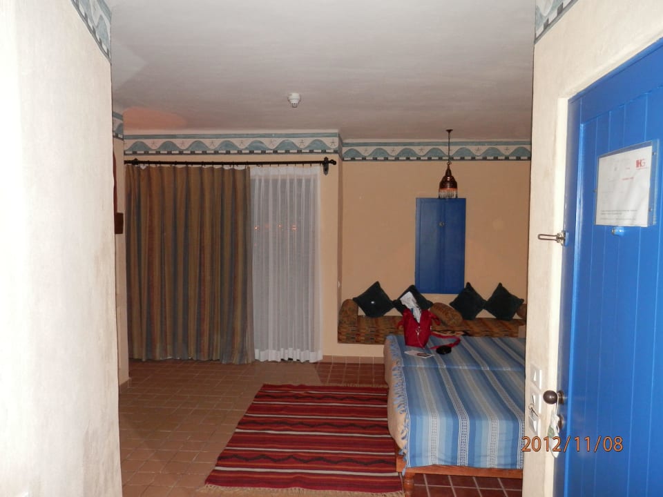 Blick vom Eingang zum Balkon Marina Lodge At Port Ghalib