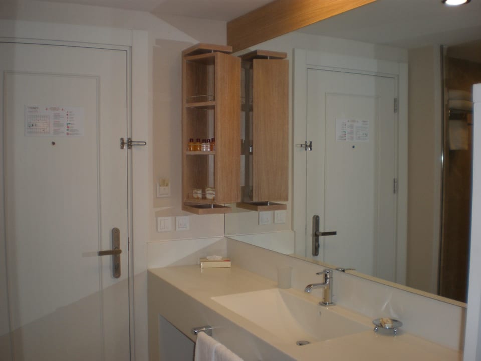 Waschbecken direkt am Eingang Sentido Trendy Verbena Beach