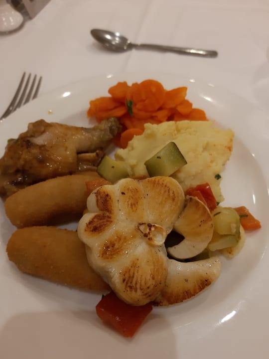 Gastro Valentin Somni Hotel & Suites