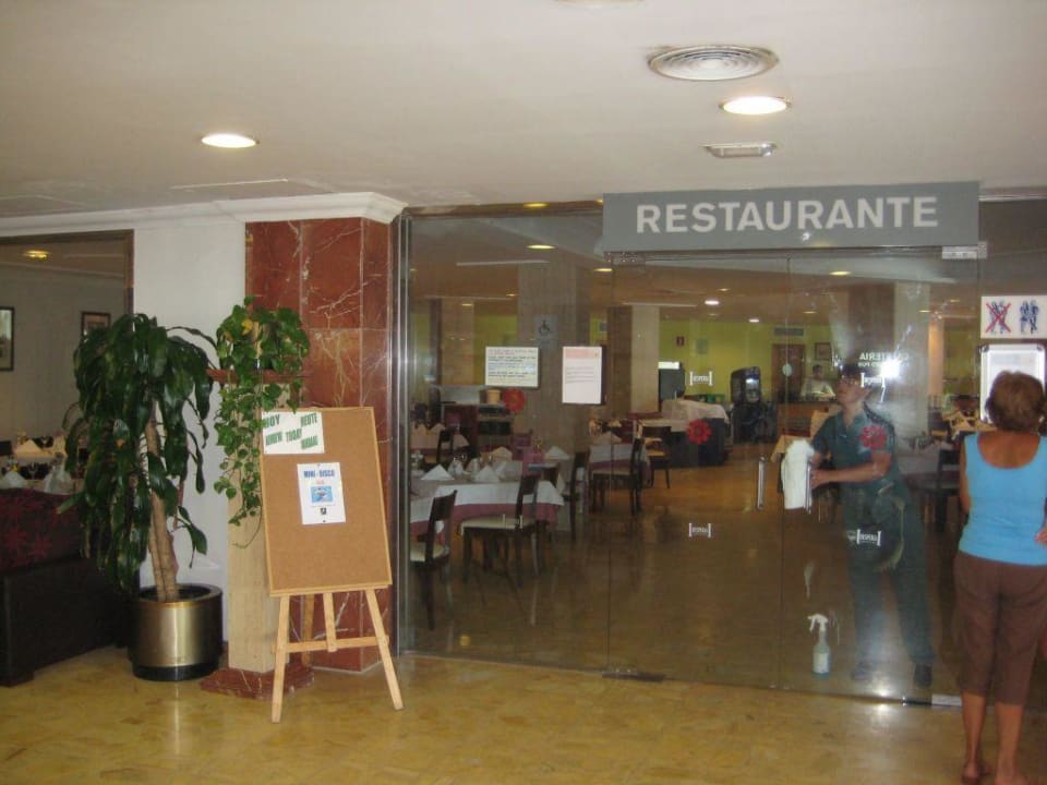 Eingang Restaurant Hotel Best Sabinal