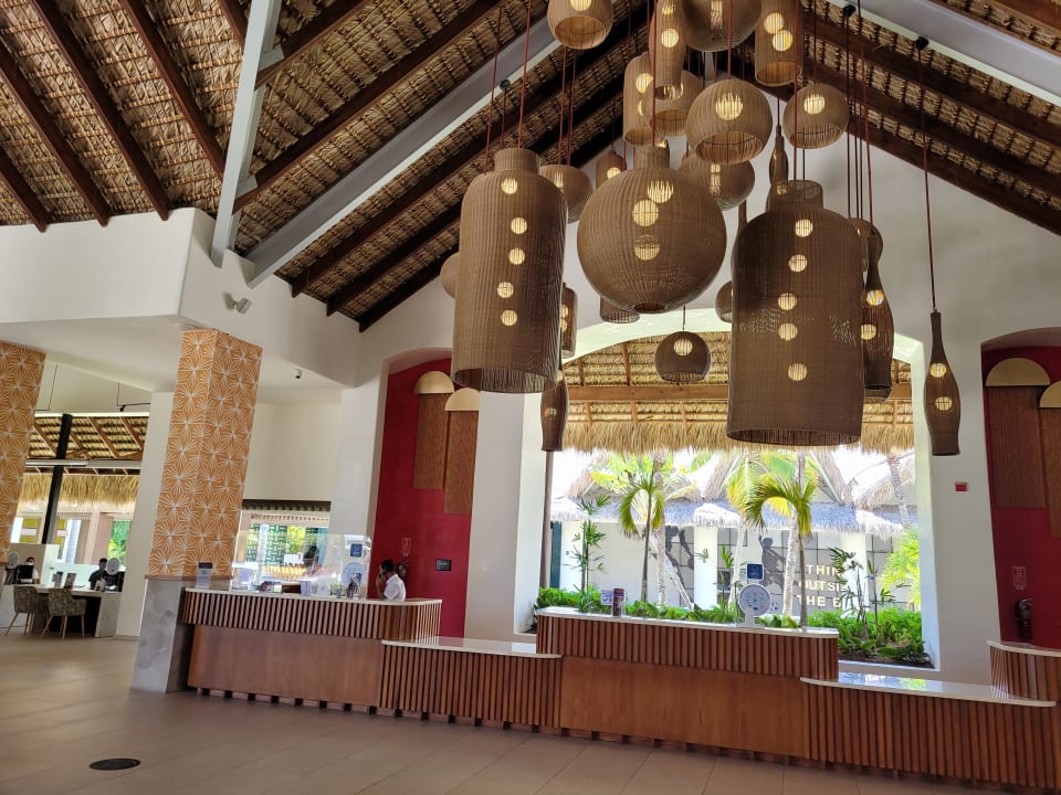 Lobby Caribe Deluxe Princess