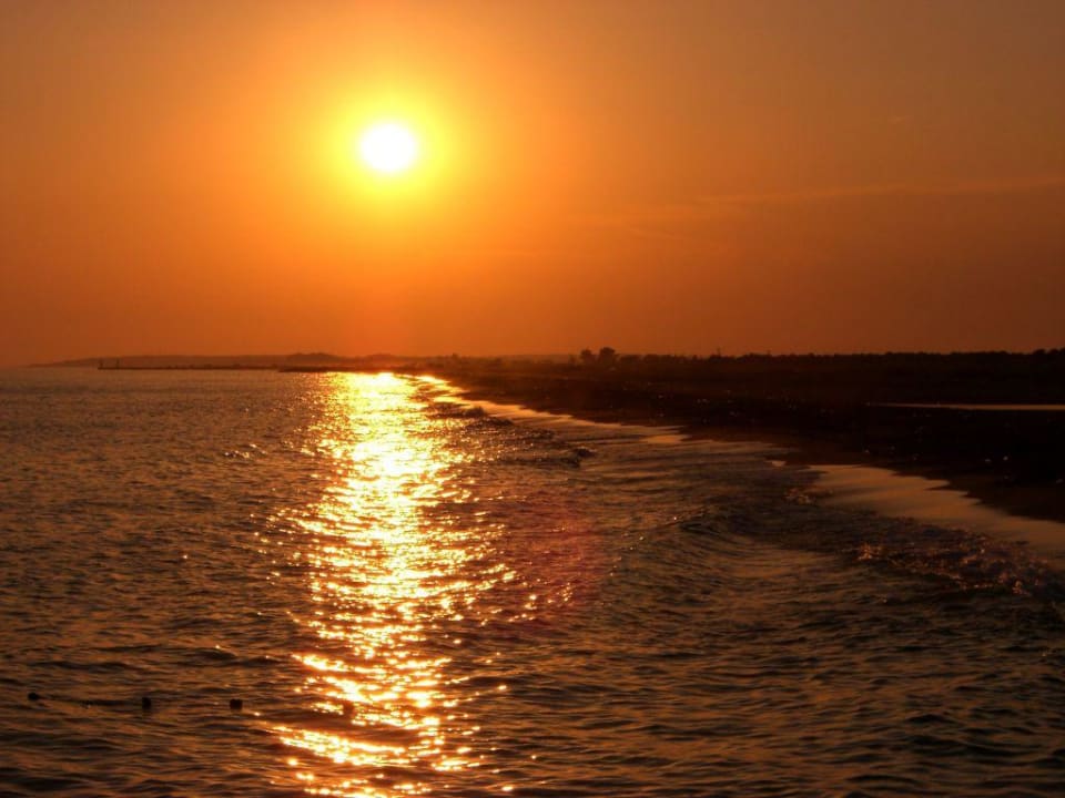 Sonnenuntergang am Strand Asteria Family Resort Side