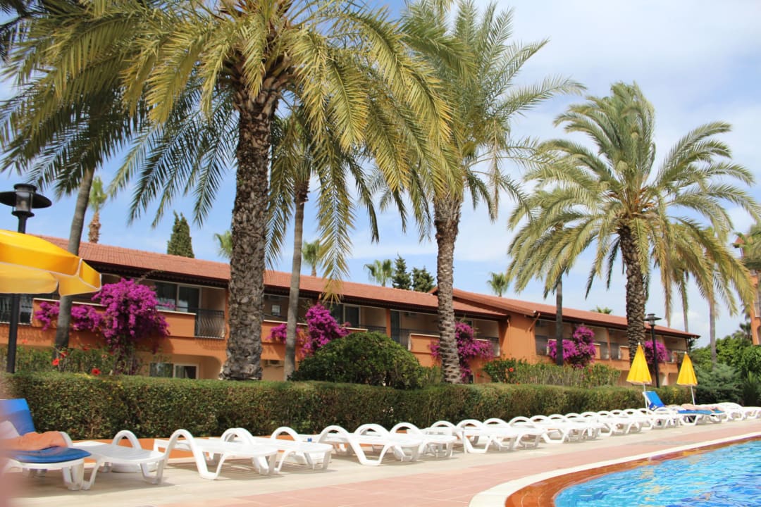 Gartenanlage Club Turtas Beach Hotel