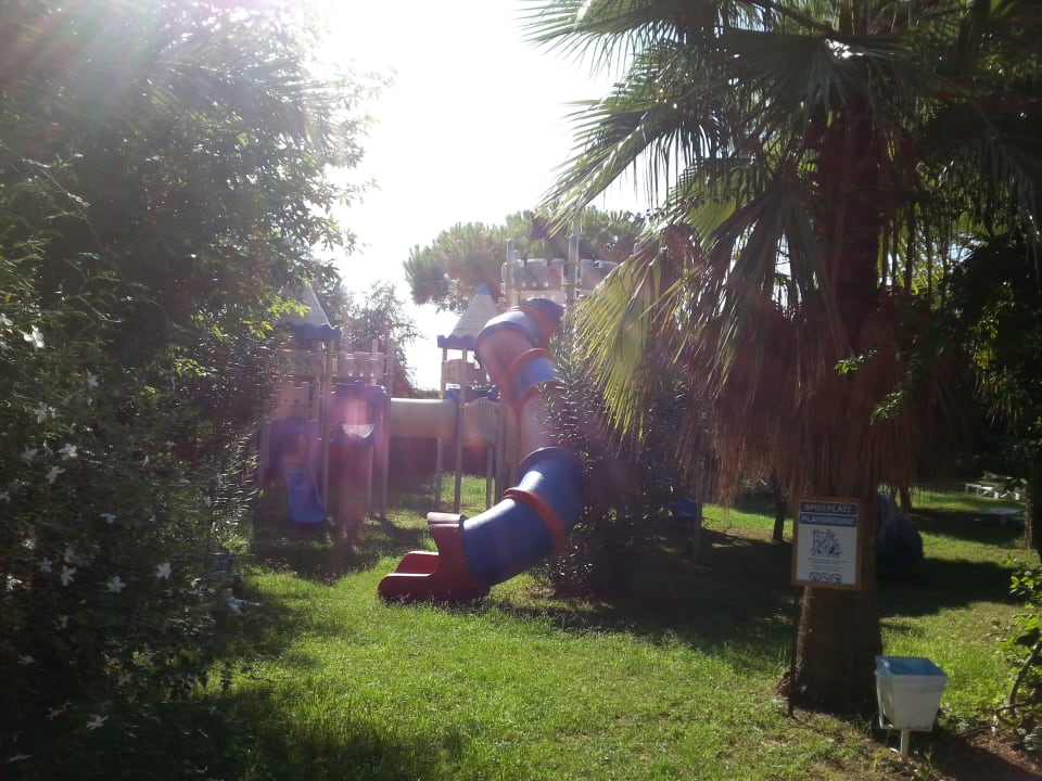 Kinderspielplatz Hotel Defne Garden