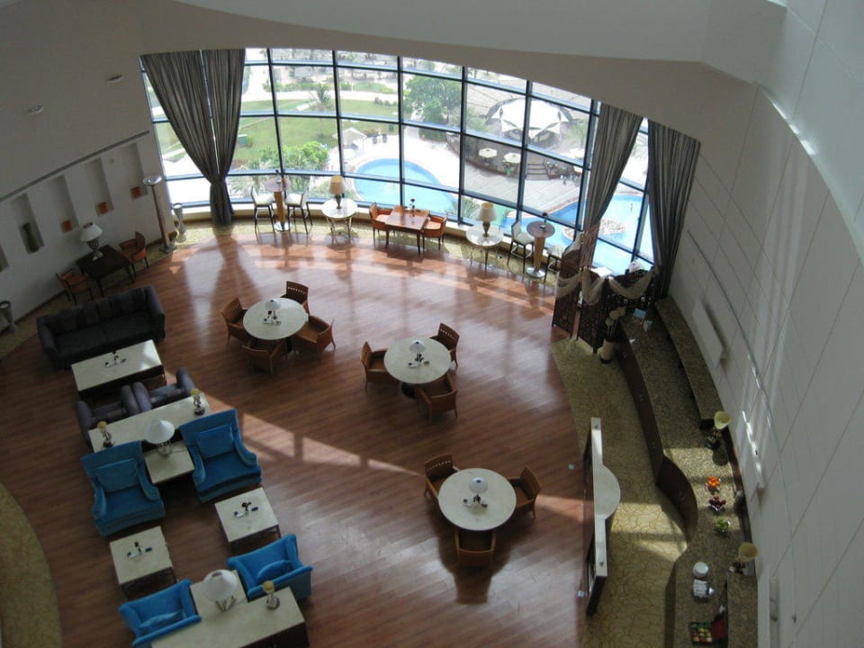 18. Etage Hotel Le Meridien Al Aqah Beach Resort