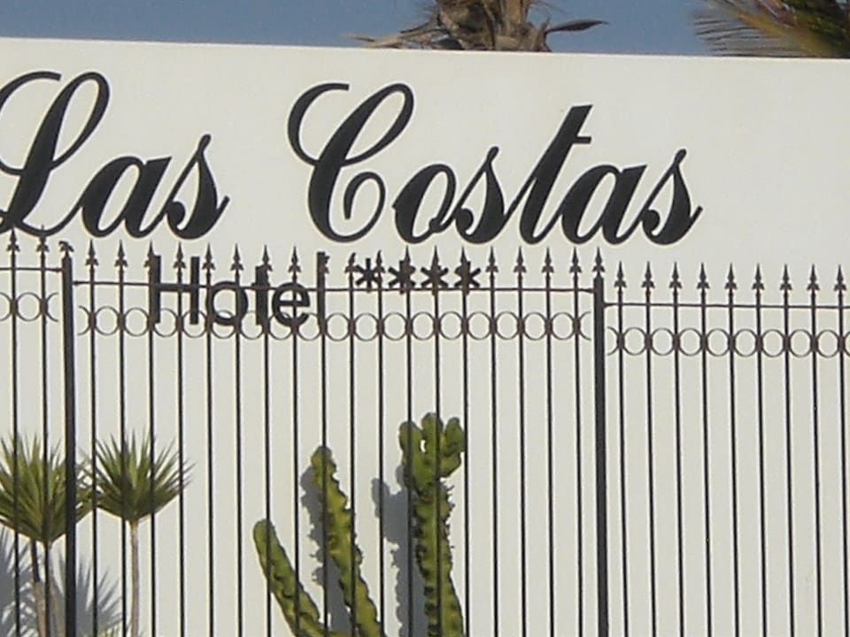 Logo Eingang Hotel Las Costas