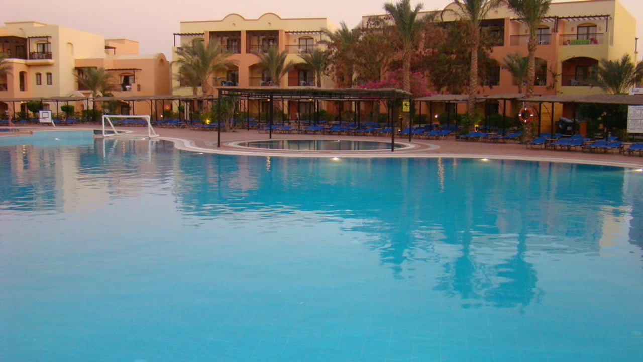 Swimming-pool Jaz Makadi Saraya Resort