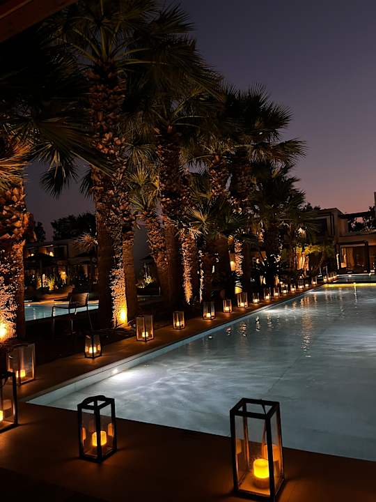 Pool Caravia Beach Hotel