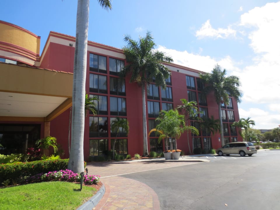 ... sehr schön und gepflegt Doubletree by Hilton Fort Myers at Bell Tower Shops
